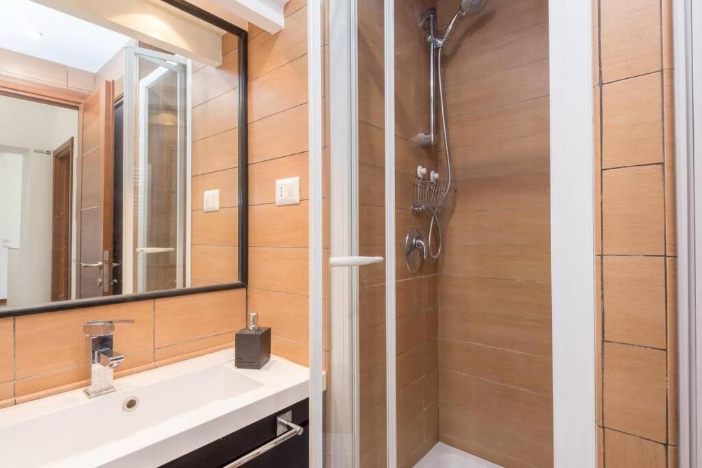 Popolo Elegant Two Bedroom Apartamento Roma